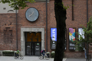 Äänestä Lahden vuoden 2025 Keskustatekoa – Maarten Baasin videoinstallaatio ehdolla!